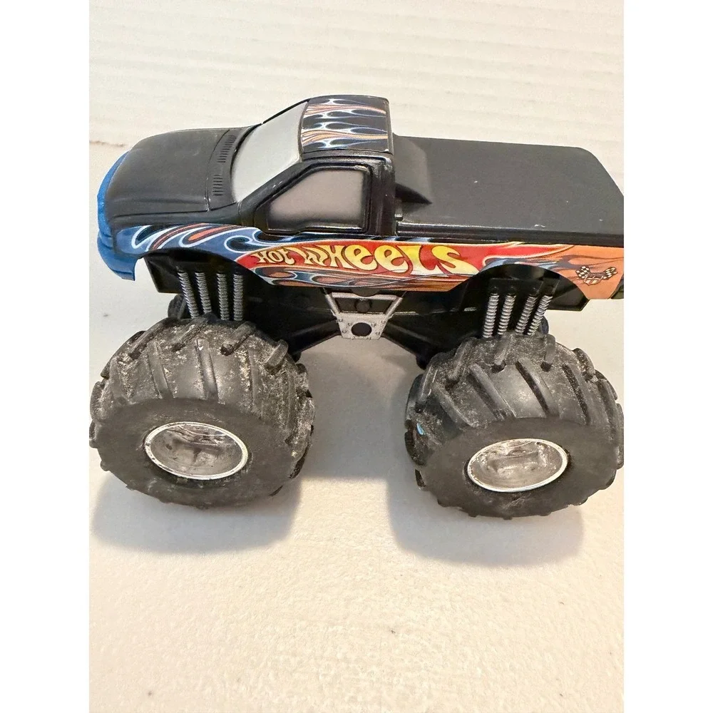 Hot Wheels Monster Jam Truck 2001 Mattel Black Flame Graphics 89853